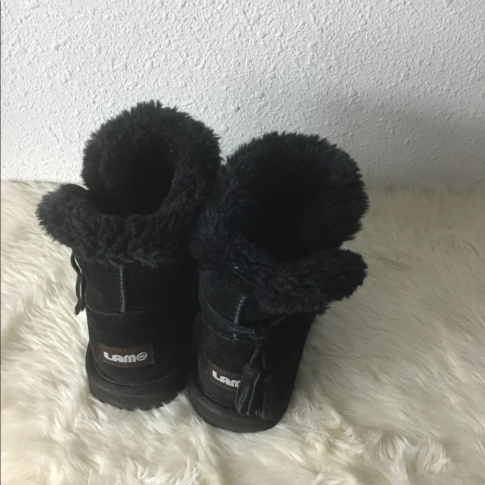 Lamo black suede winter boots size 6
